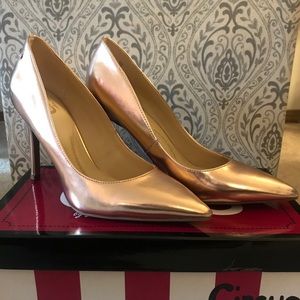 BNIB Circus by Sam Edelman Rose Gold Pumps